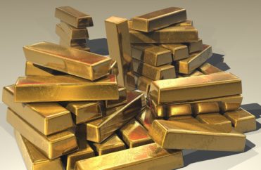 Reuters: Gold Jumps Over 2% as Virus Spread Spurs Safe-haven Demand